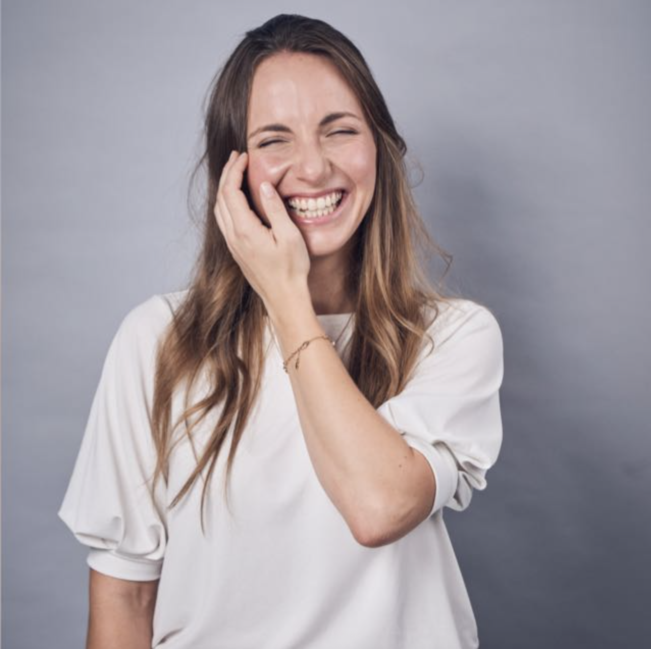 Portrait of Jenny, co-founder of Mompreneurs Switzerland